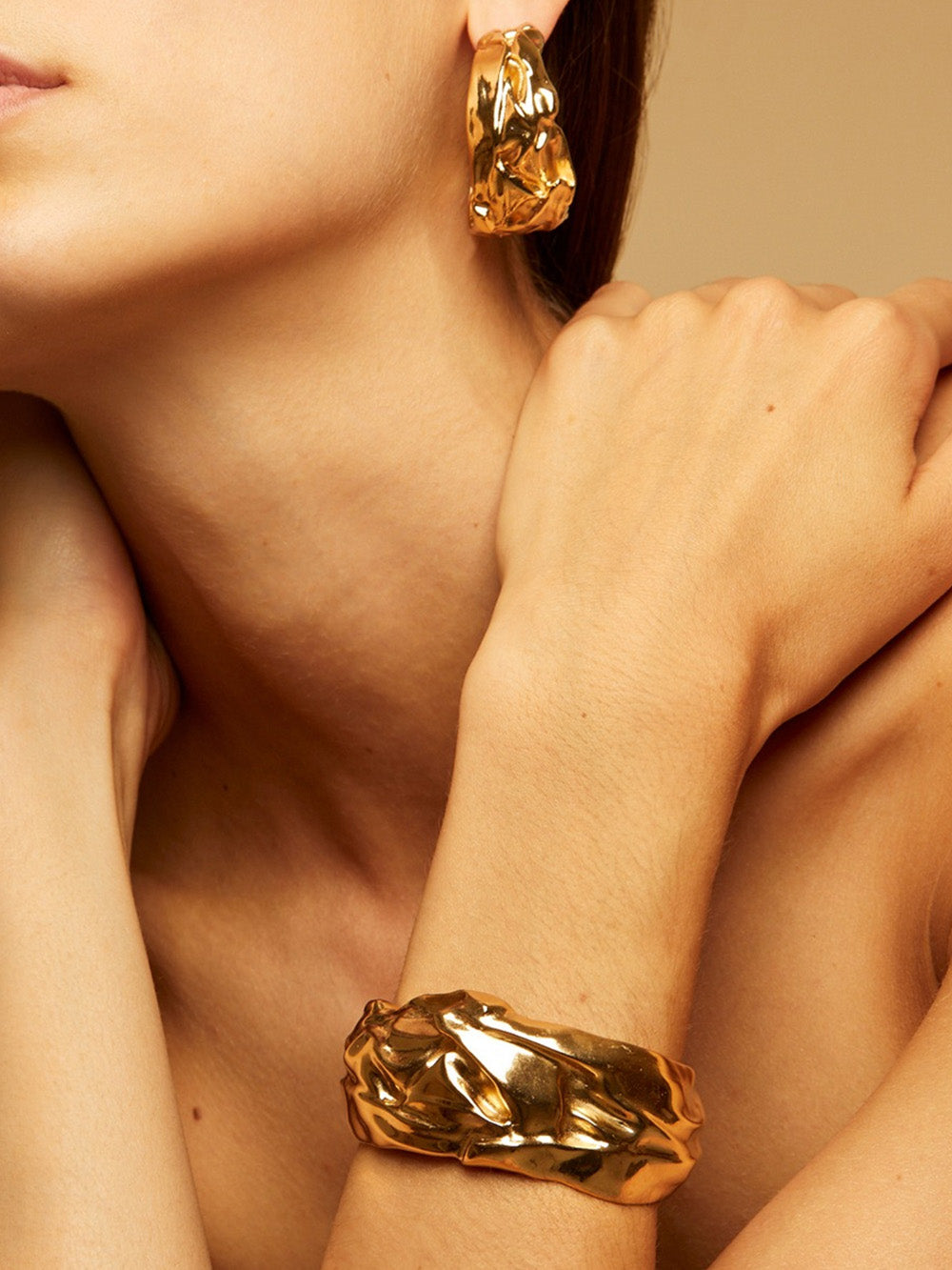GOLD COMPRESSION CREOLES
