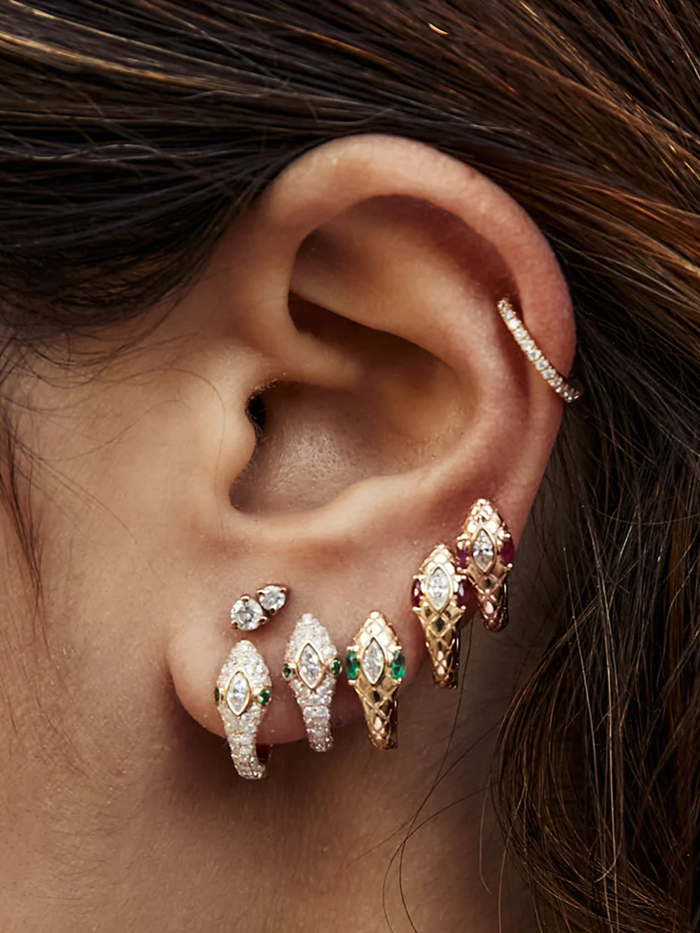 BOUCLE D'OREILLE SERPENT EMERAUDES ET DIAMANTS