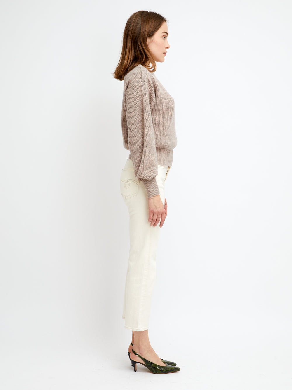 NIKI TOAST SWEATER