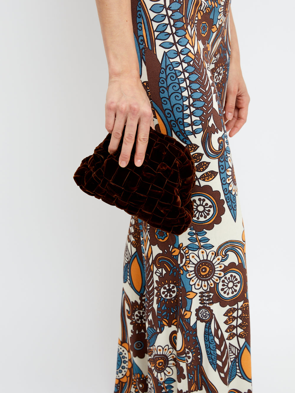 BROWN VELVET MINI GAME BAG