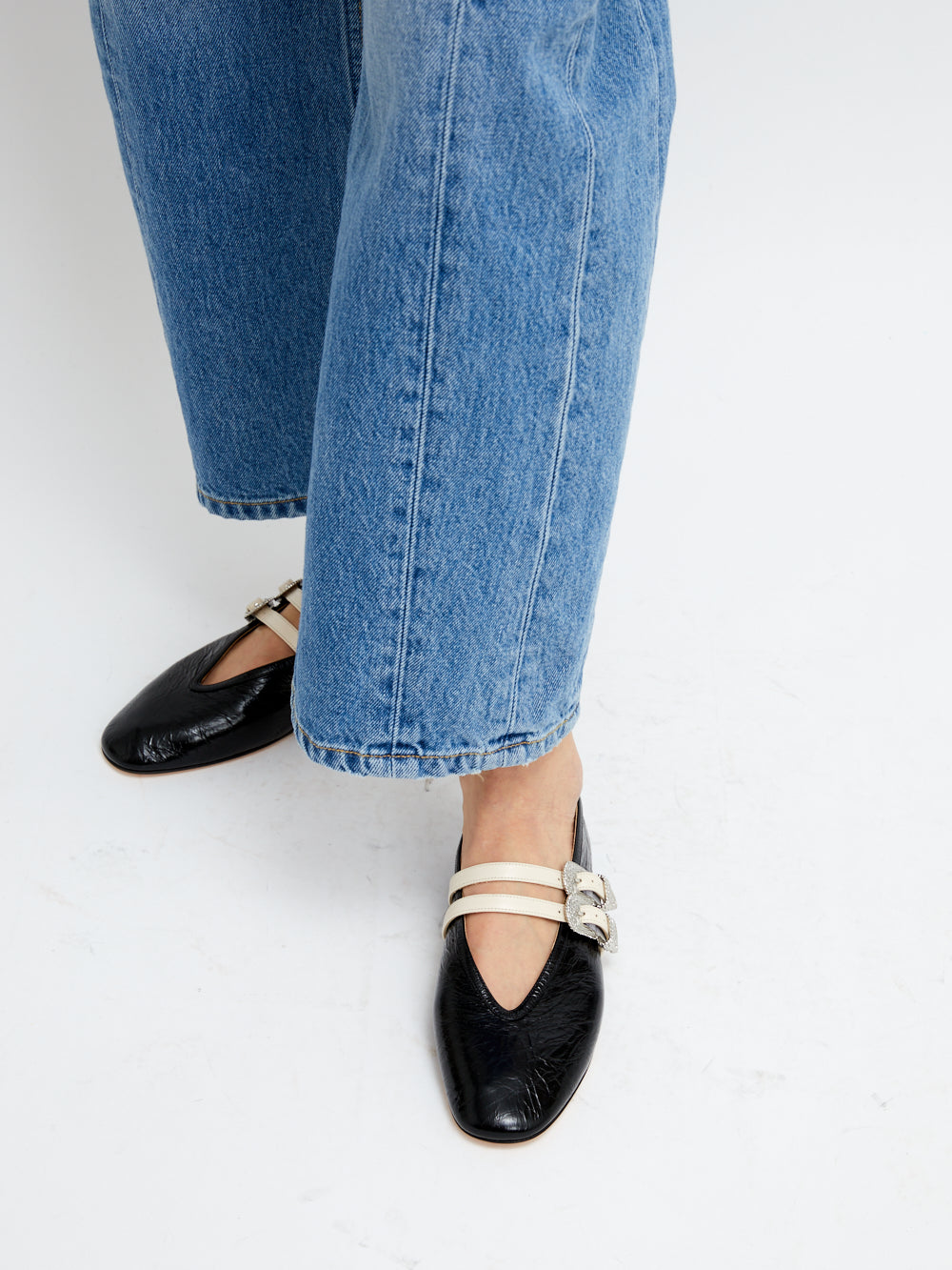 CLAUDIA CRUMPLED LEATHER BALLERINAS