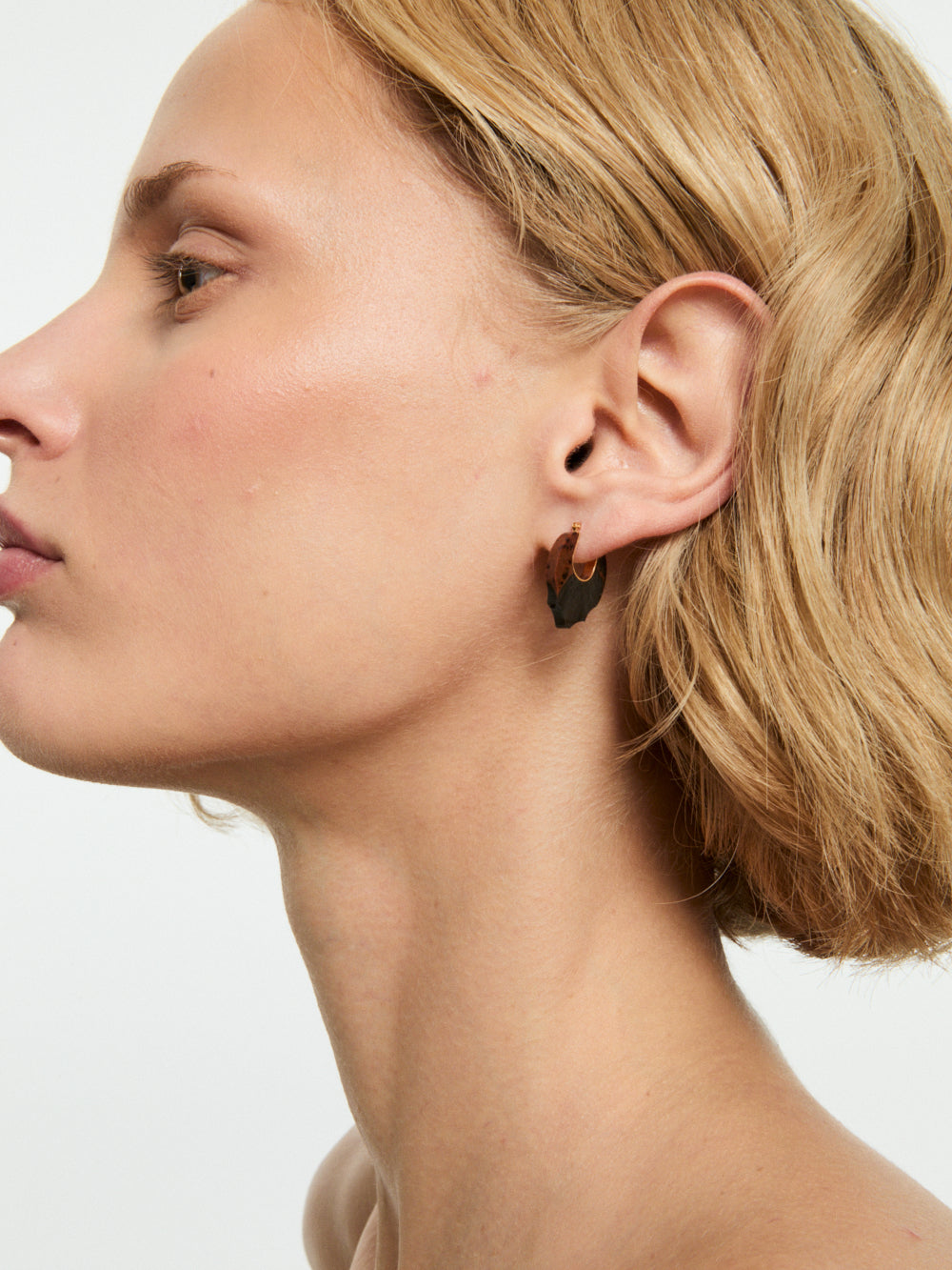 CREST OLIVE OBSIDIAN MOHOGANY EARRINGS
