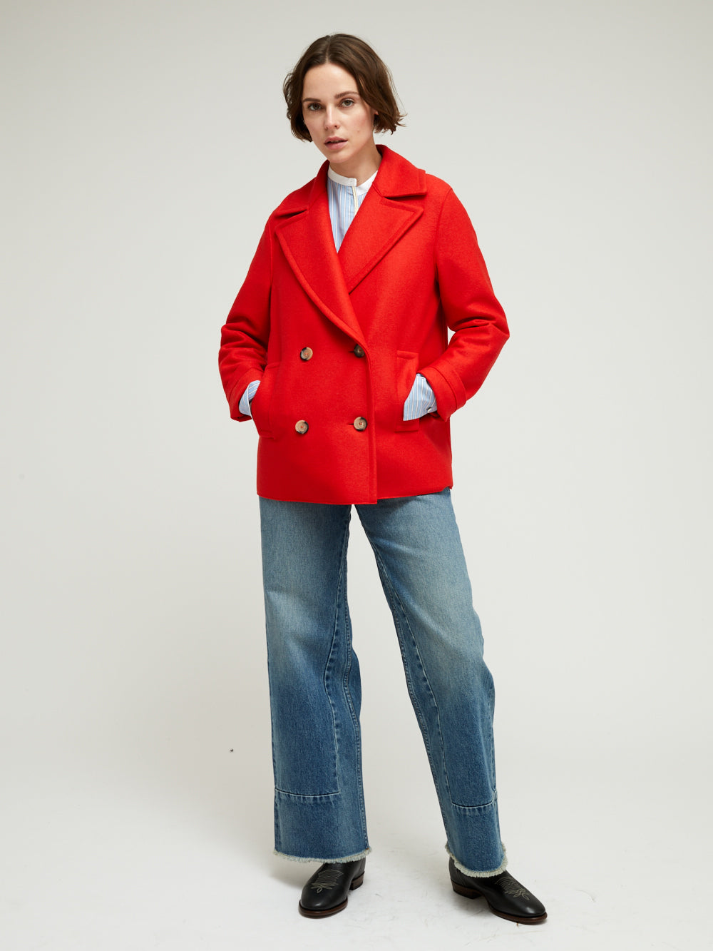 LIGHT PRESSED WOOL RED PEACOCK
