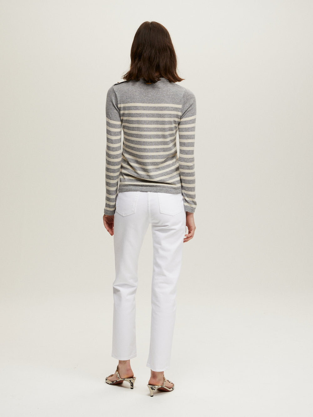 PULL THEO RAYE GRIS