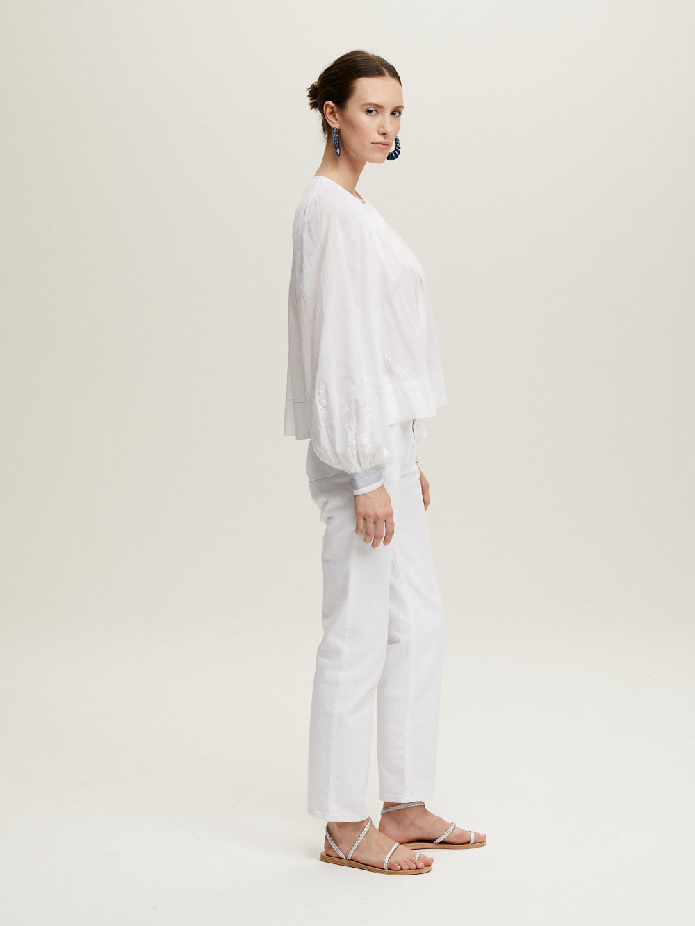 MARGOT WHITE FLOWERS BLOUSE