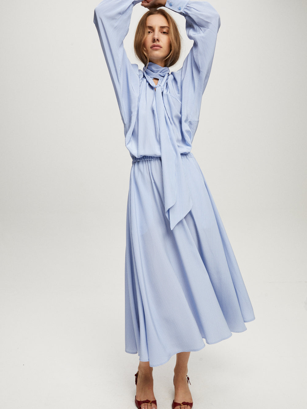 ROBE SUSAN
