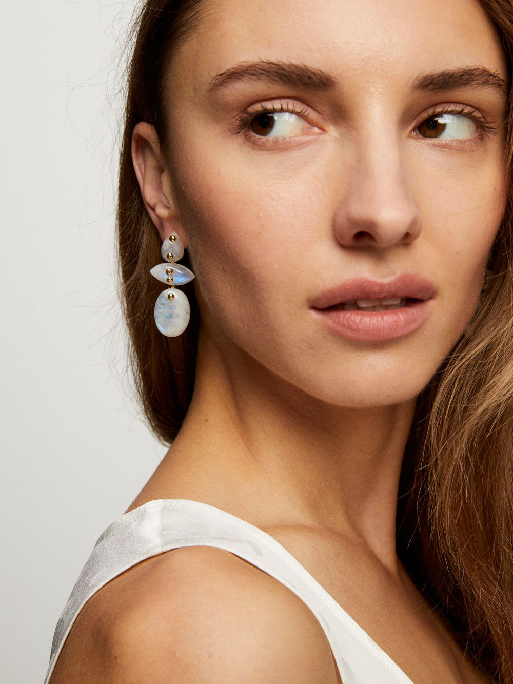 EARRINGS AVALON BLANCH MOON PIERRE