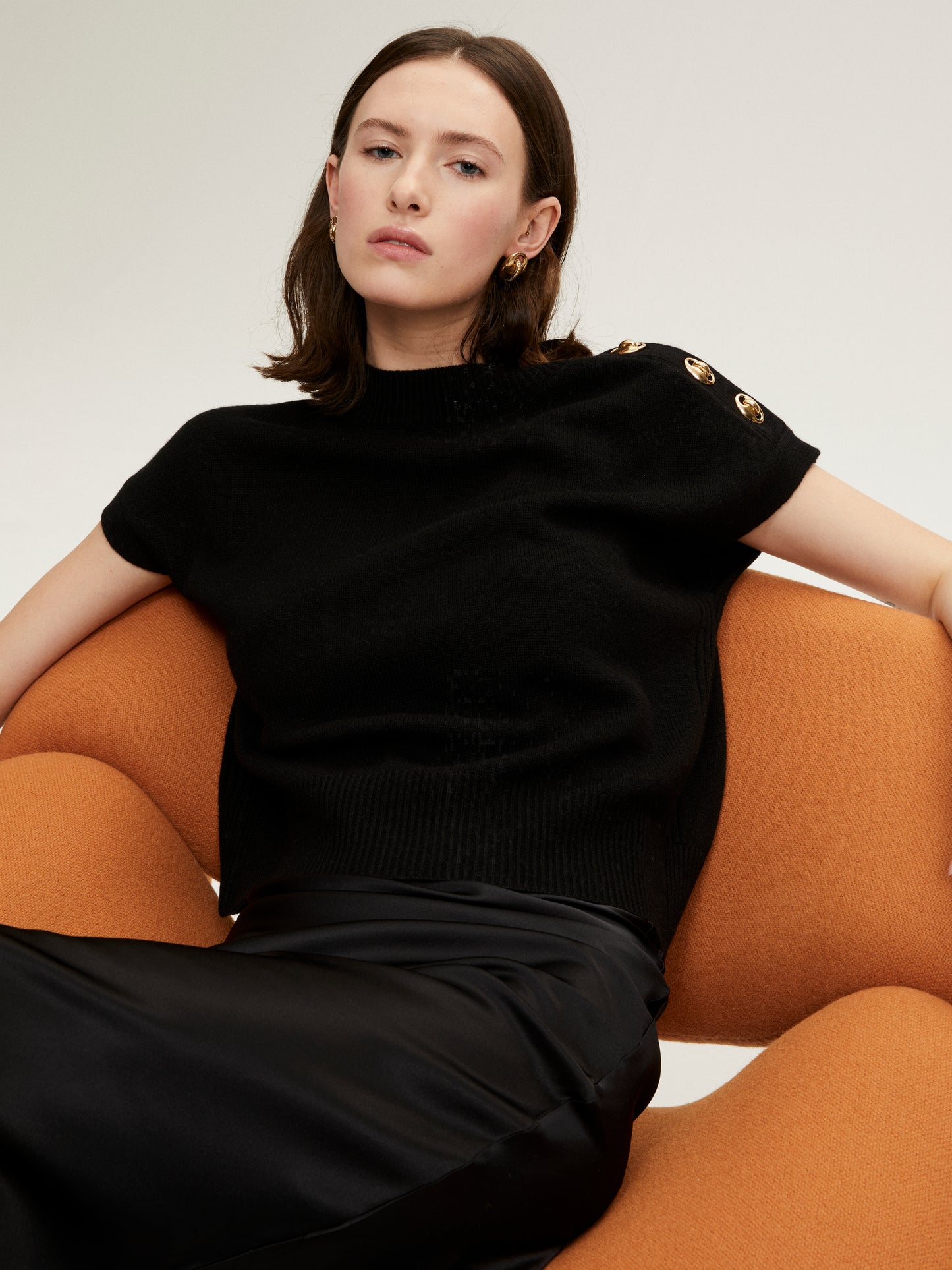 GREGOR SHORT SWEATER