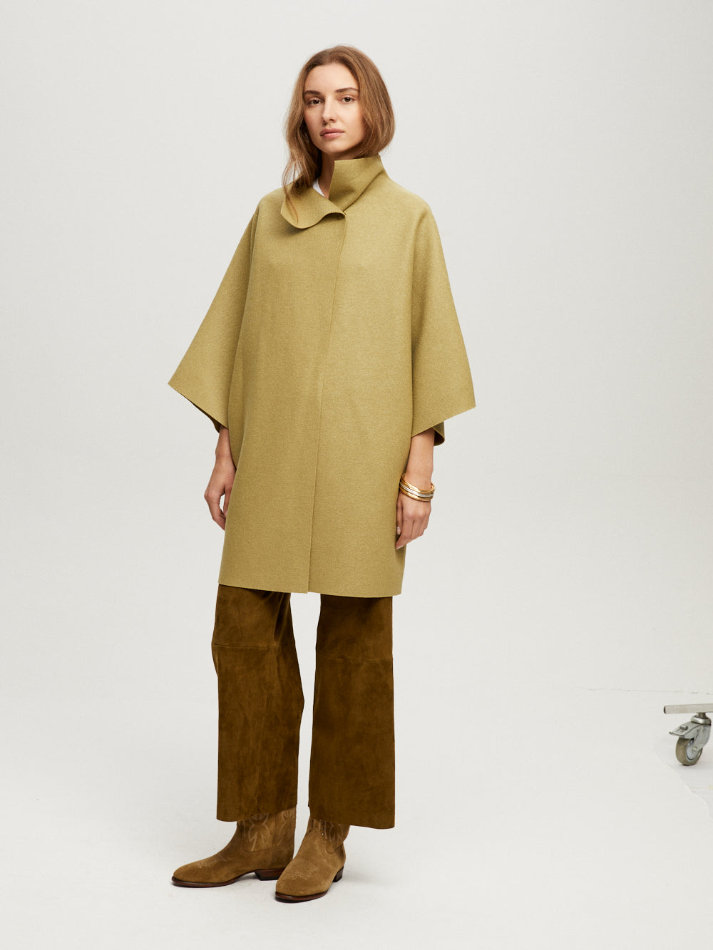 LIGHT OLIVE KIMONO COAT