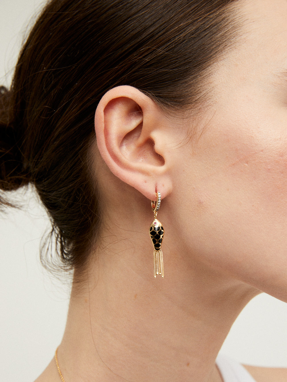 BOUCLE D'OREILLE POISSON NOIR & DIAMANT