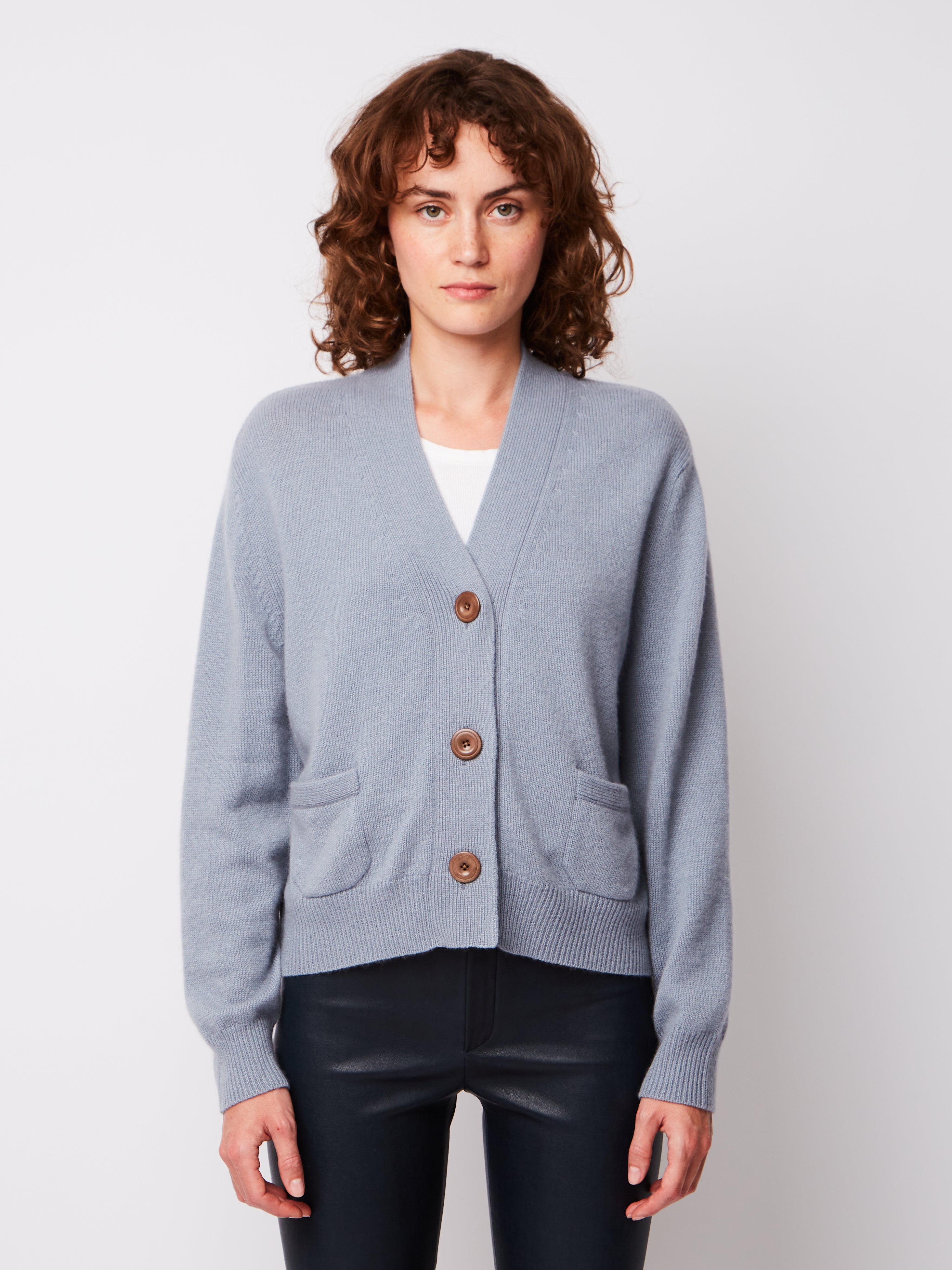 Lou Cardigan Blue Grey Cardigan By Marie Collection Vetements femme By Marie