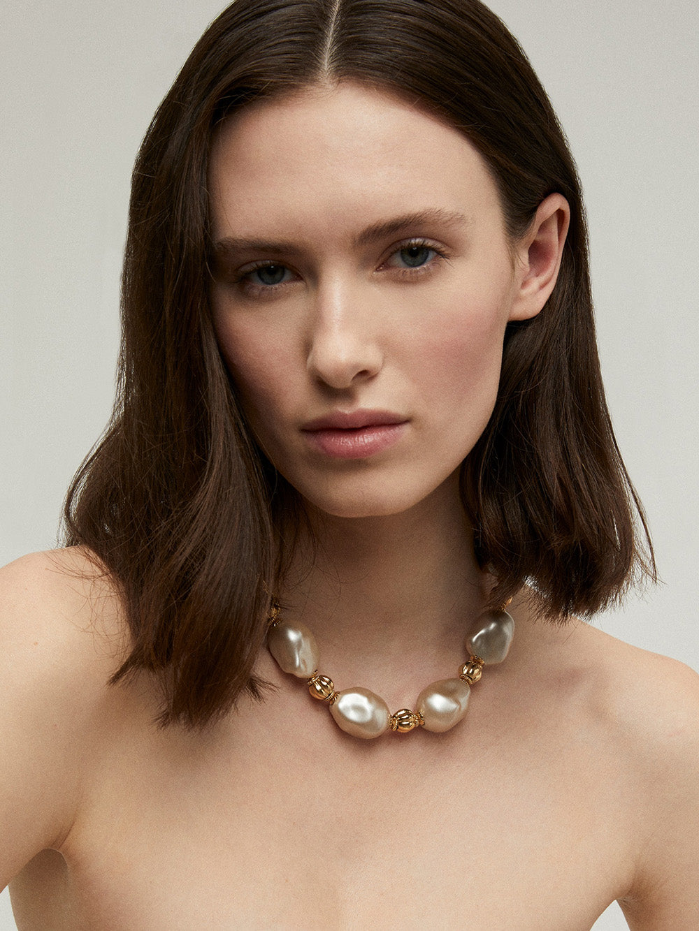 COLLIER MIWA