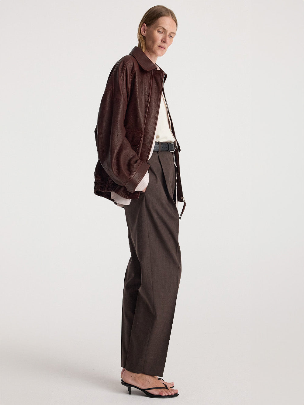AVIATOR JACKET IN GRAINED CHESTNUT LEATHER