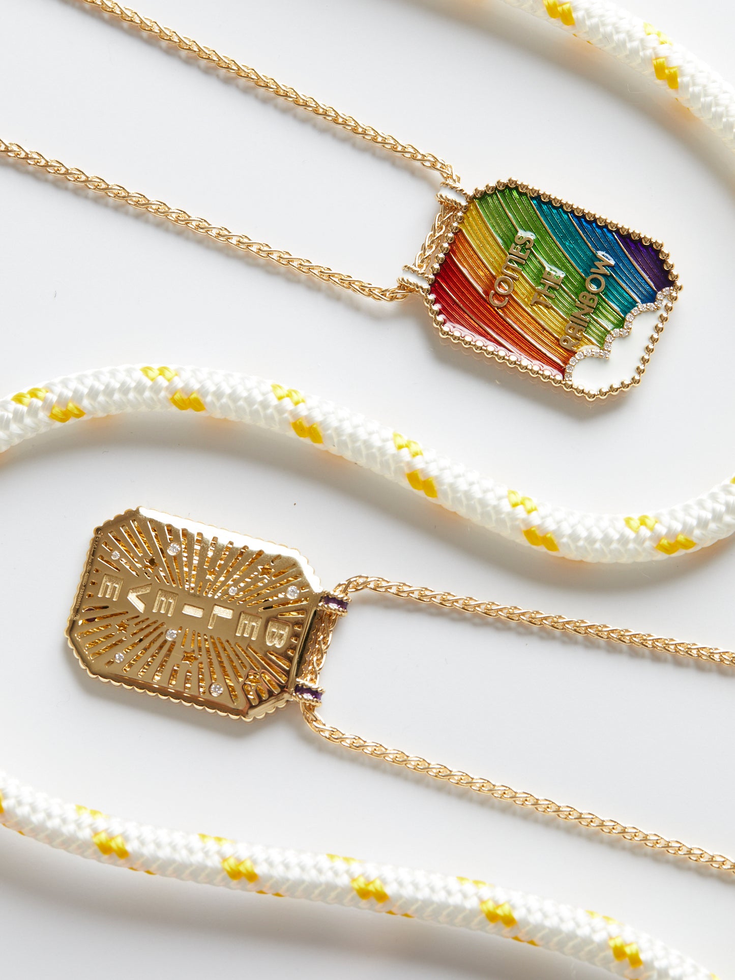 SCAPULAR NECKLACE AFTER THE RAIN