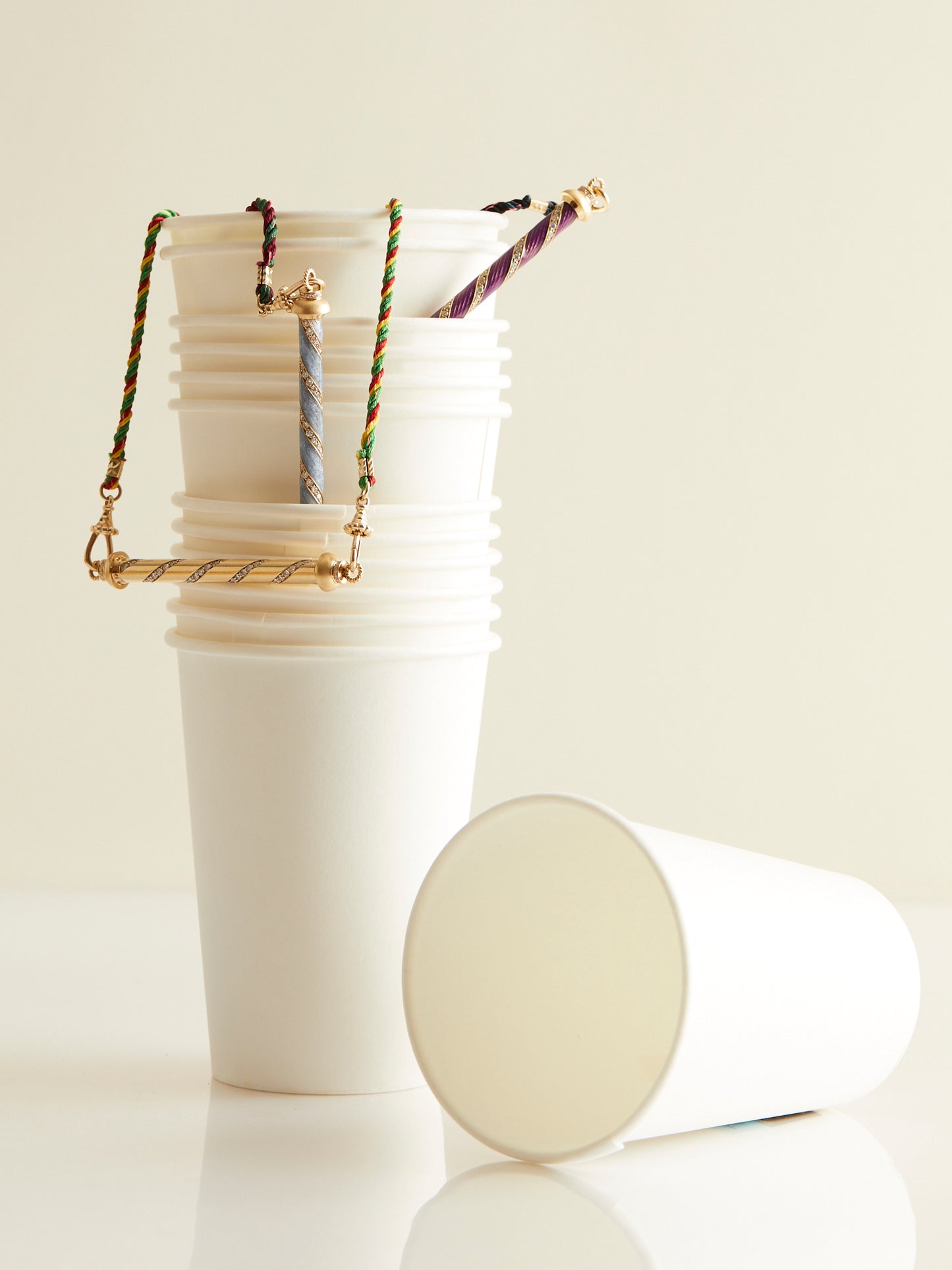 CANDY NECKLACE PAPE