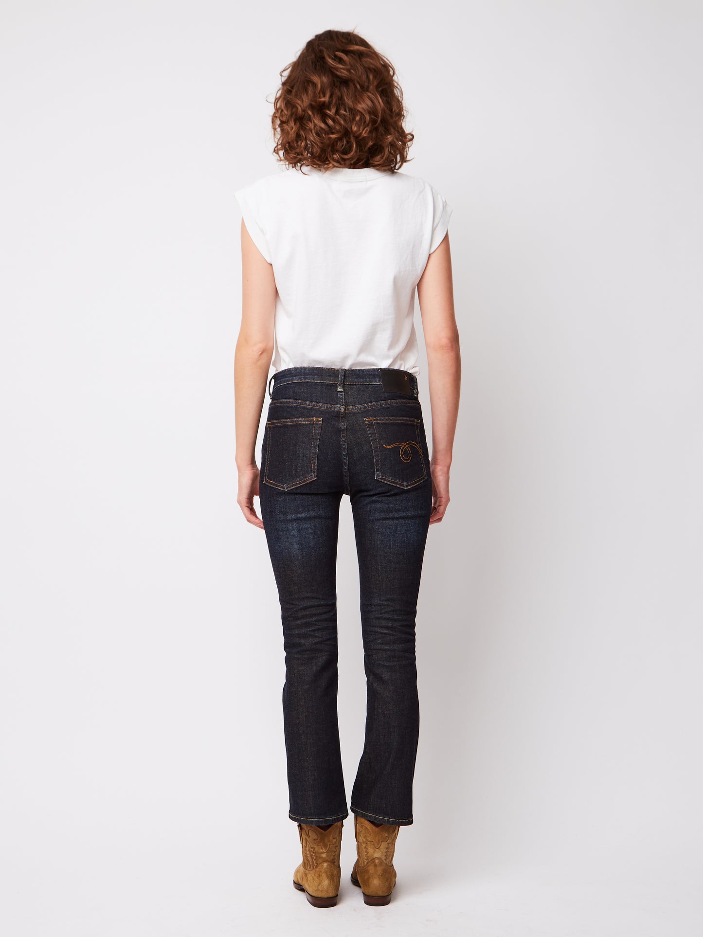 AVERY KICK FIT JEANS