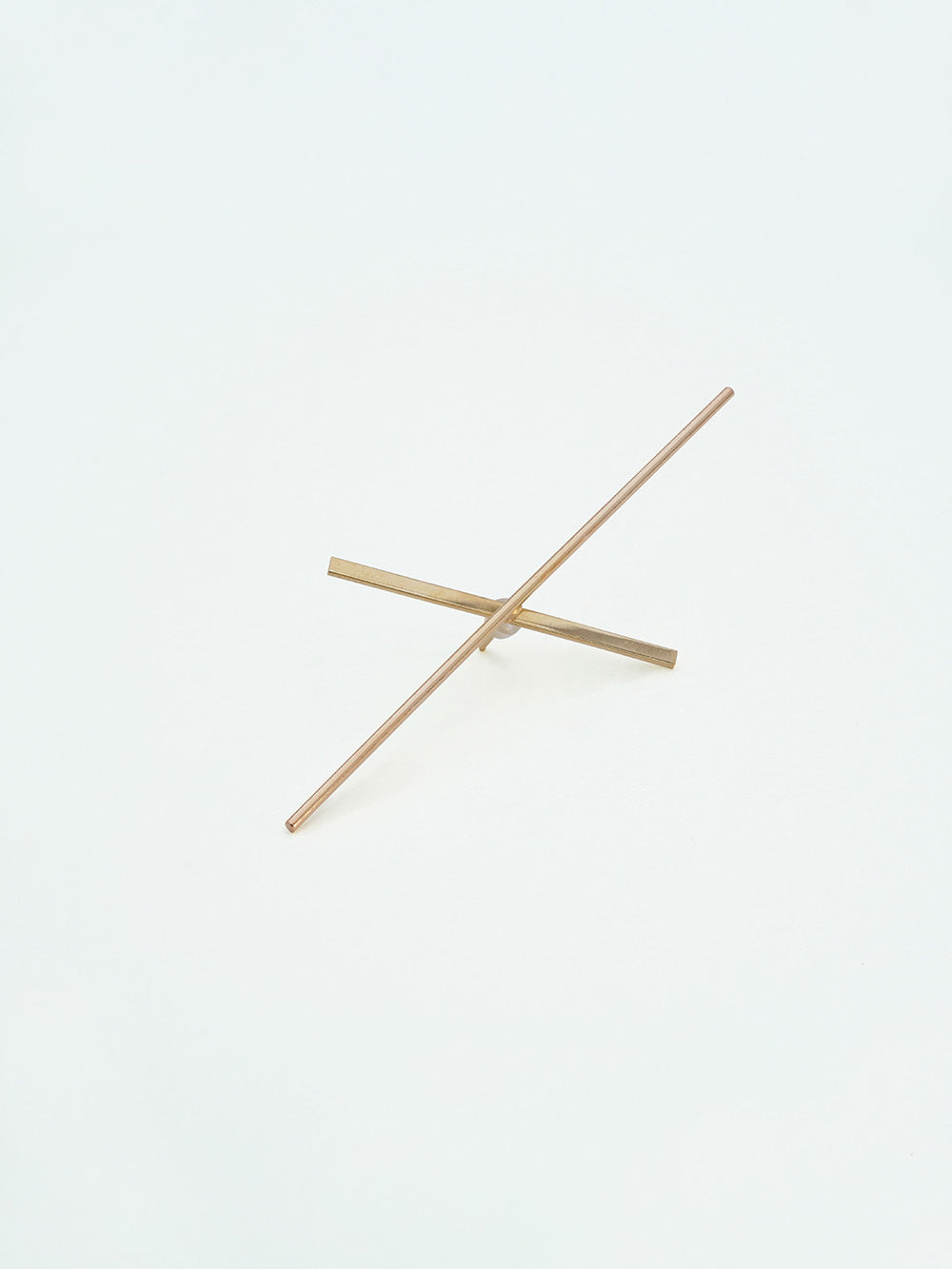 CROSS BAR EARRING