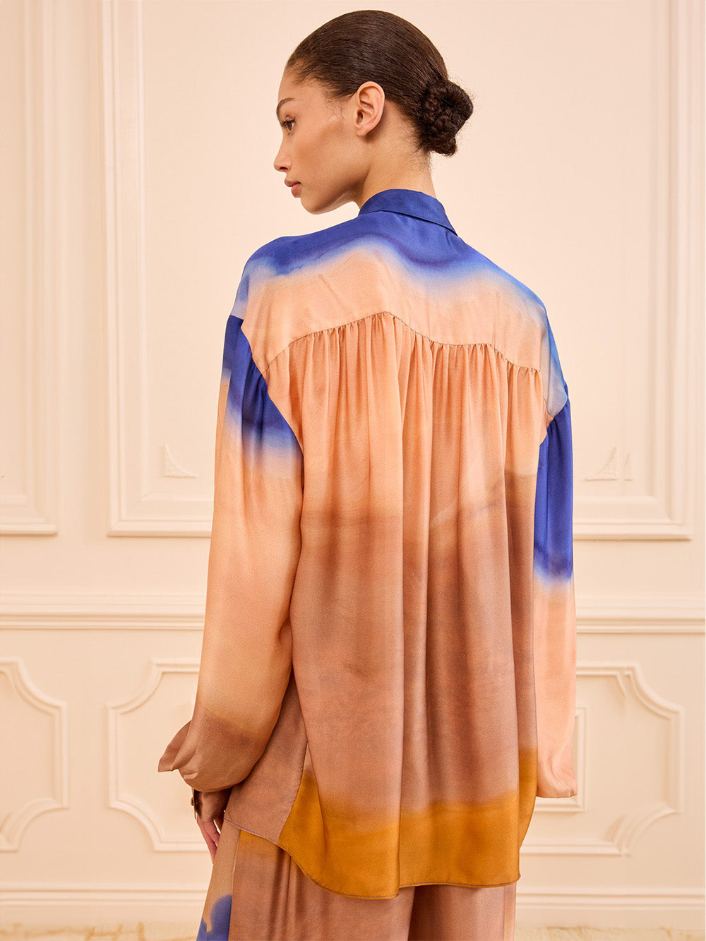 GESTURE LS SILK BLOUSE