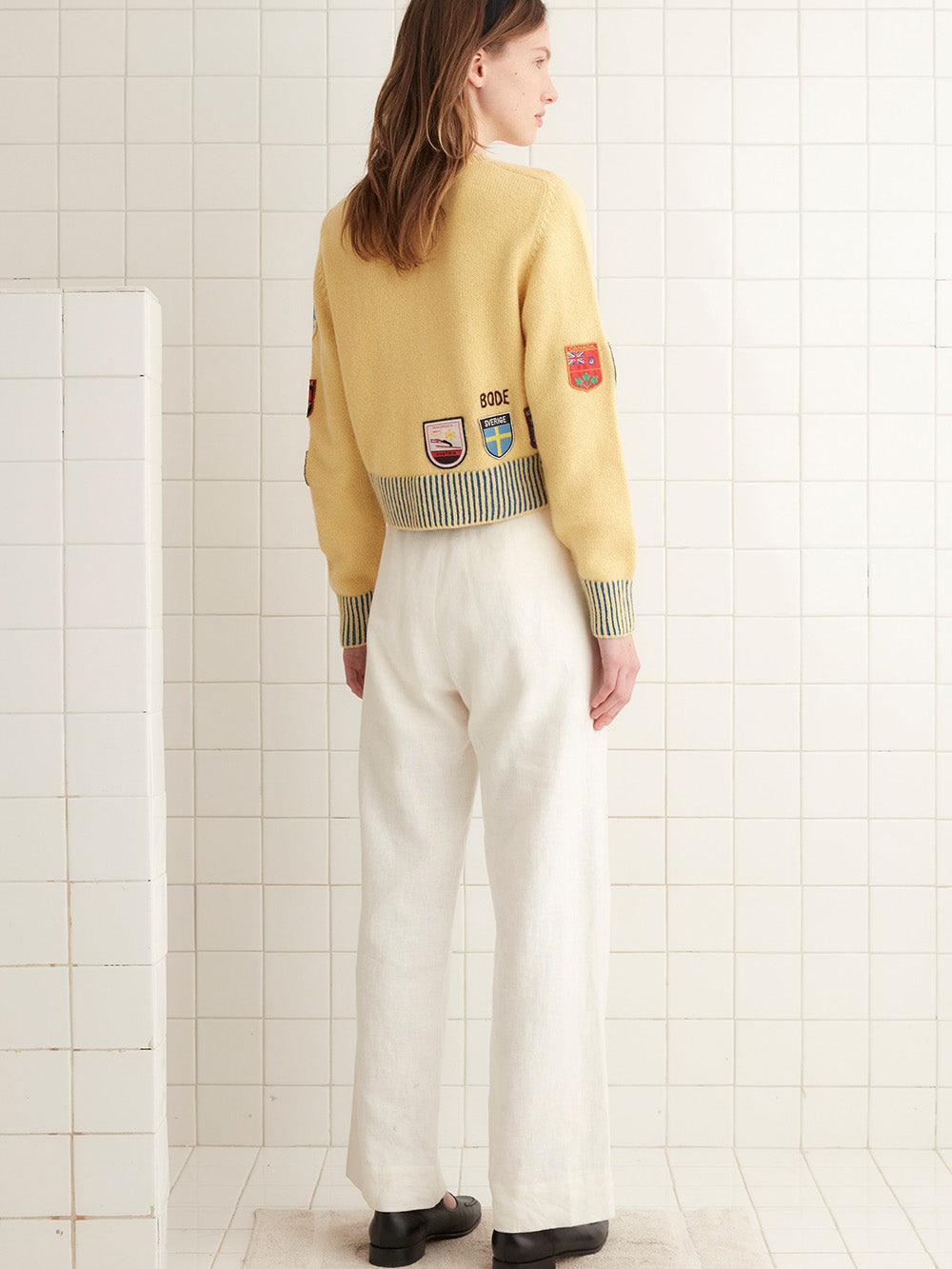 PONY SILHOUETTE SWEATER