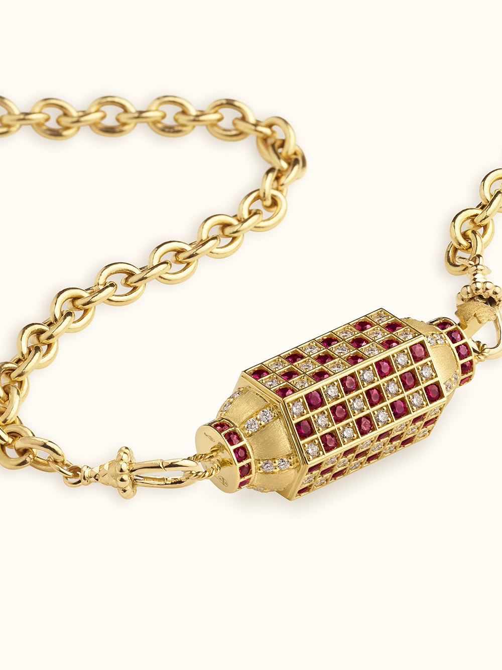 COLLAR LOCKET CHECK RUBIS & DIAMONDS
