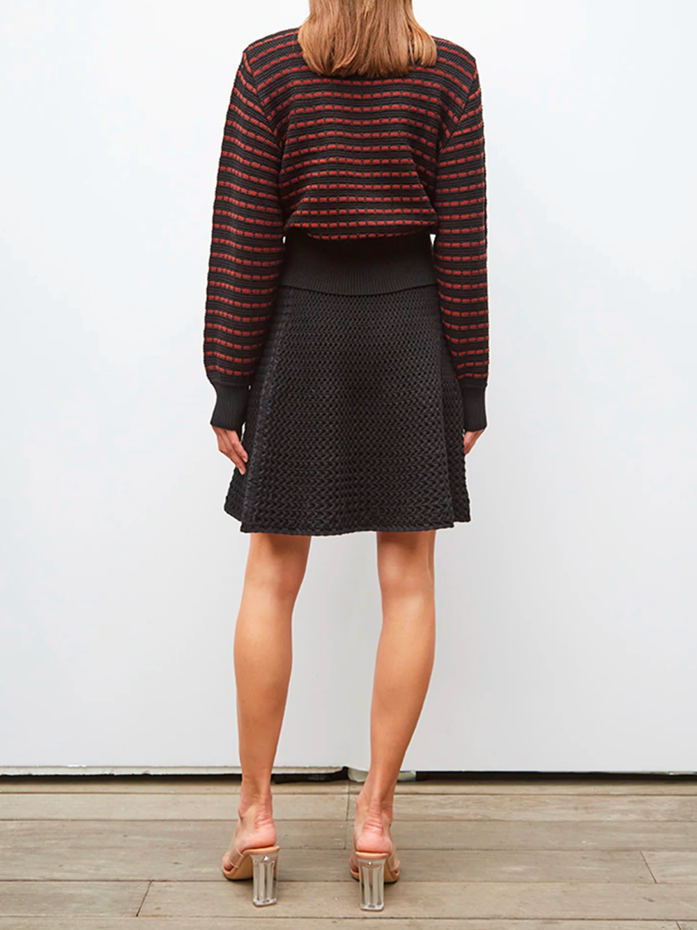 BLACK AND MOKA NNEVA PULL