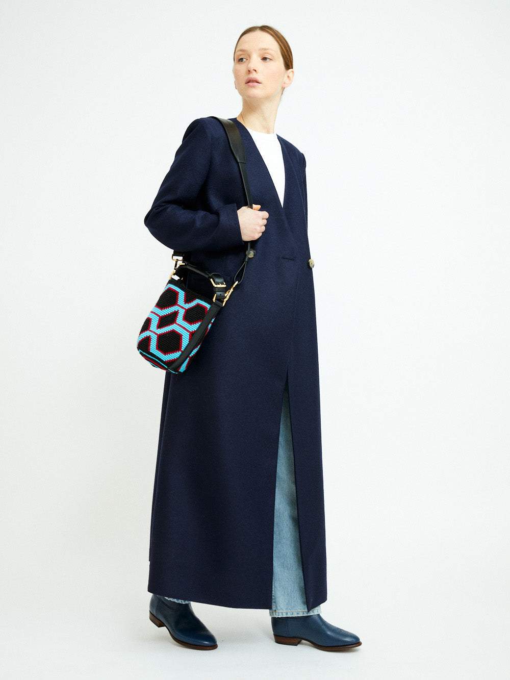 UNCOLLARED NAVY BLUE COAT