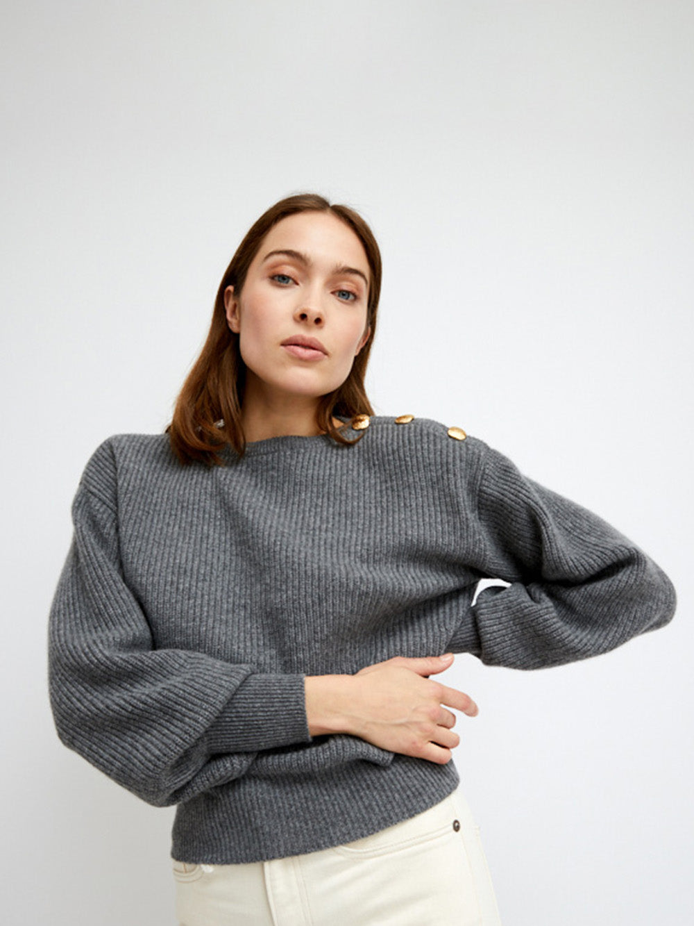 NIKI THUNDER GREY SWEATER