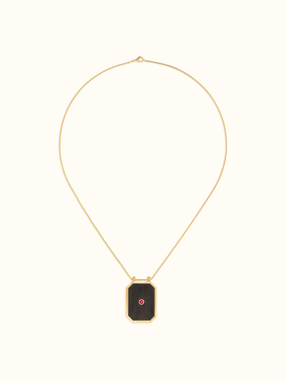 SCAPULAIRE EBONY CABOCHON RUBIS