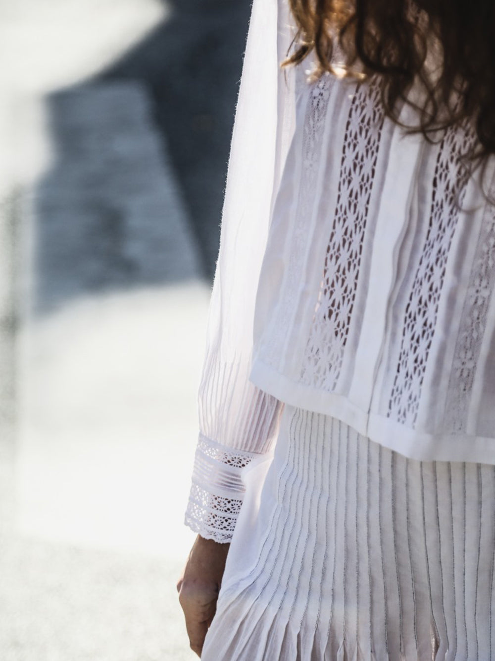 MIA LACE BLOUSE
