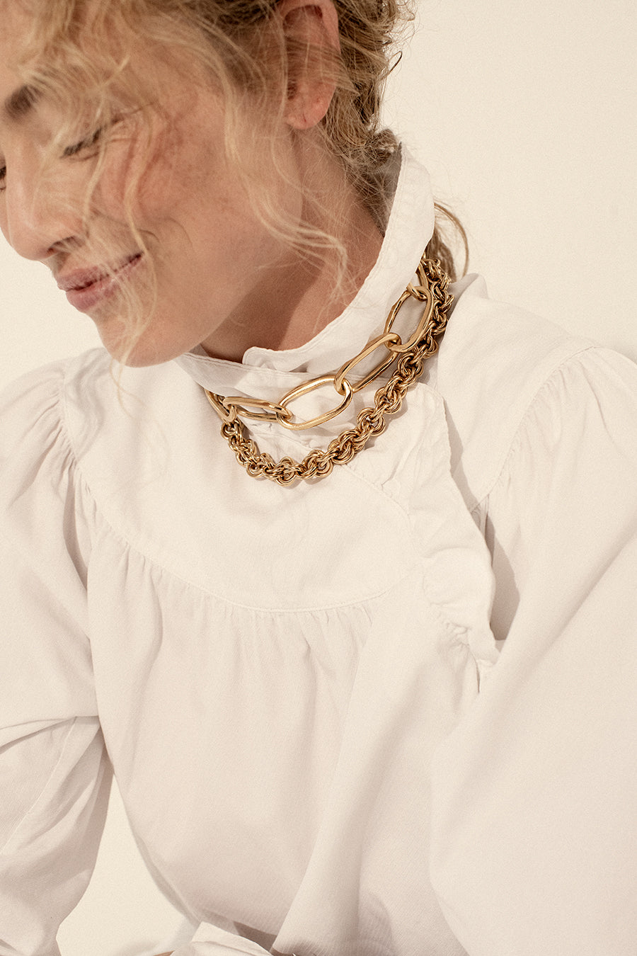 LARGE OVAL MESH NECKLACE