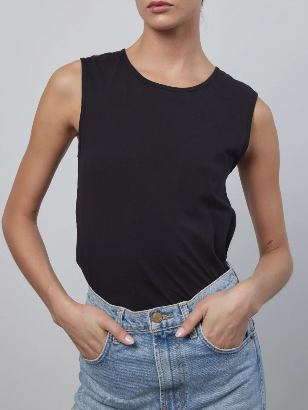 DEBARDEUR TANK COLUMN BLACK