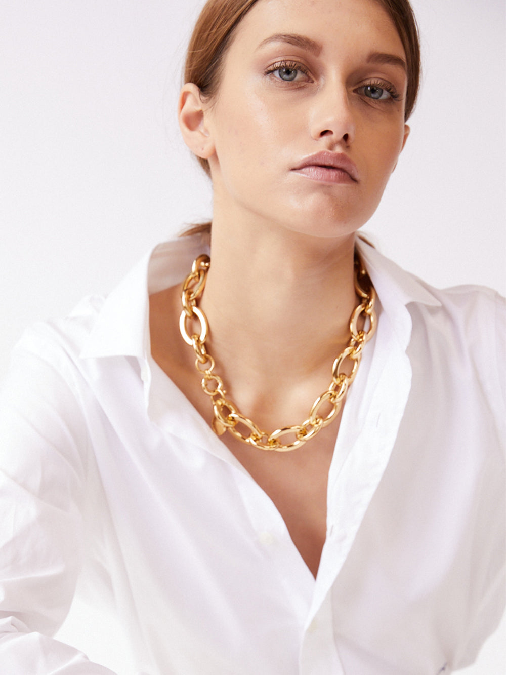 LARGE OVAL MESH NECKLACE
