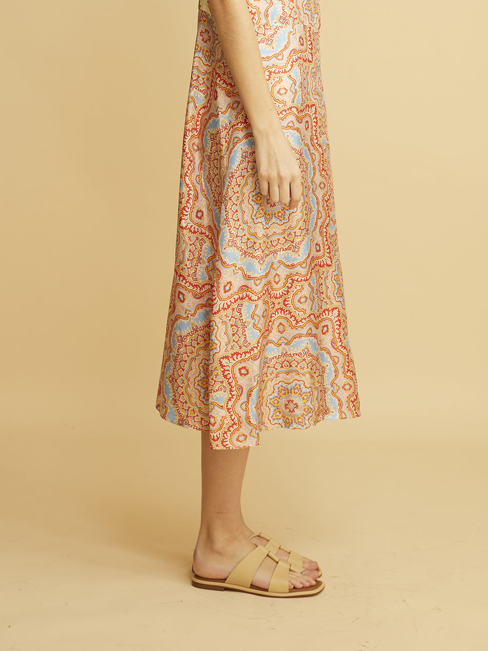 LINA SANDALS WITH STRAPS