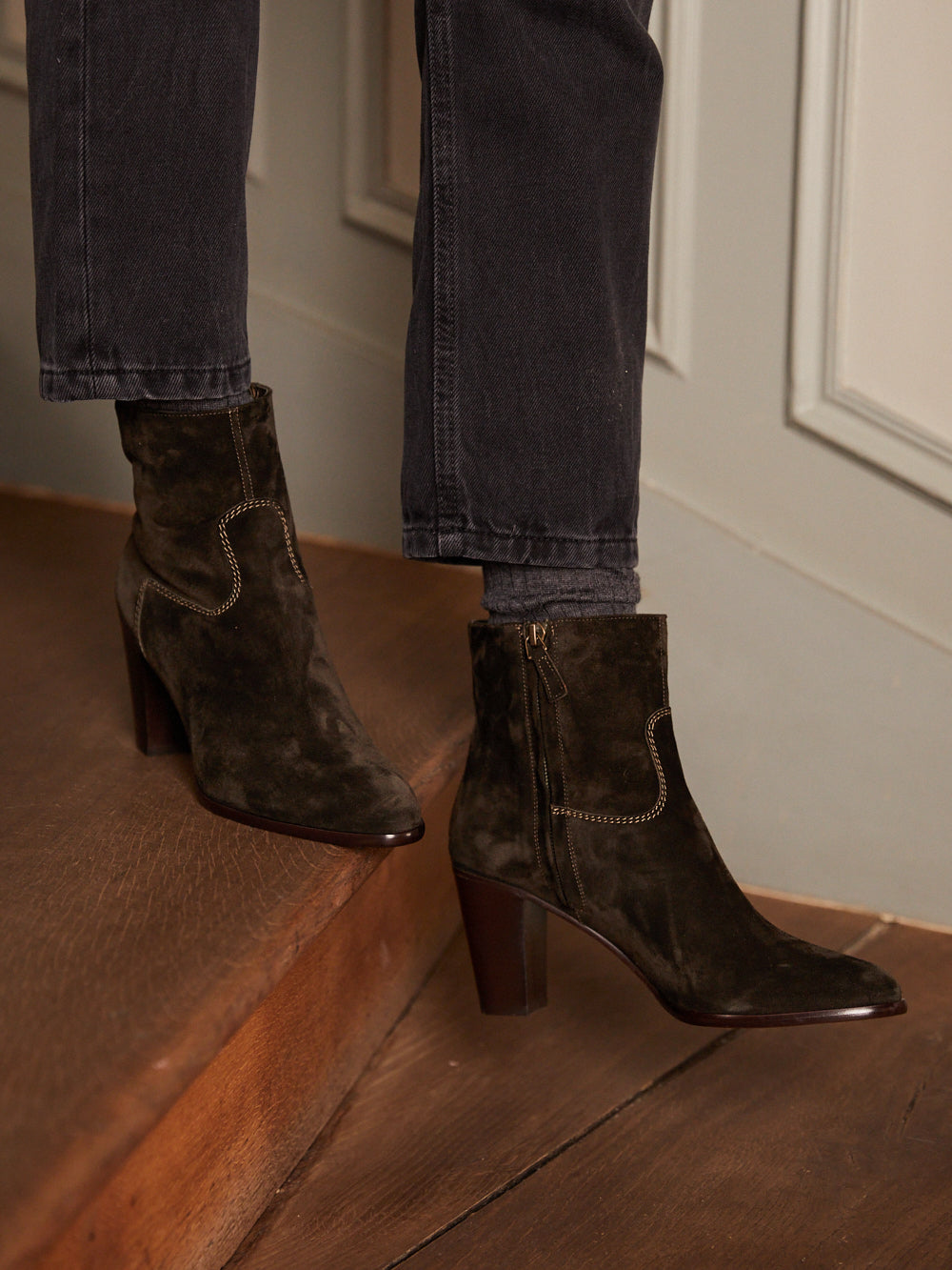 TRIUMPH BOOTS