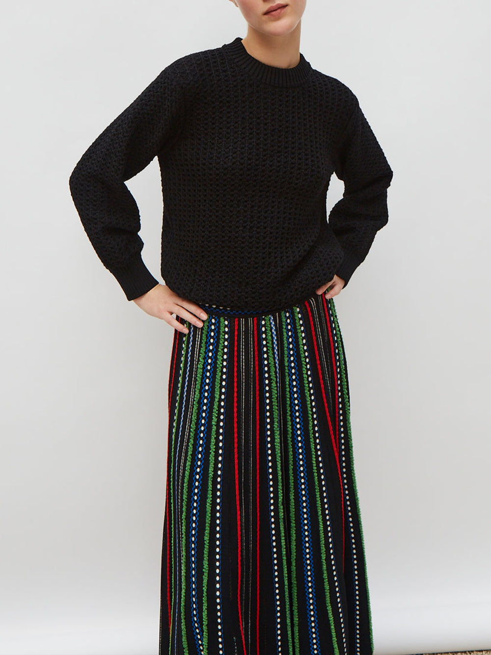 TROPICAL SKIRT IN DEEP BLACK KNIT