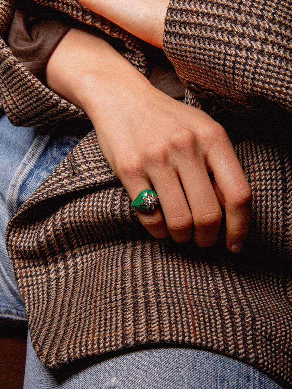 GREEN AÏDA SIGNET RING