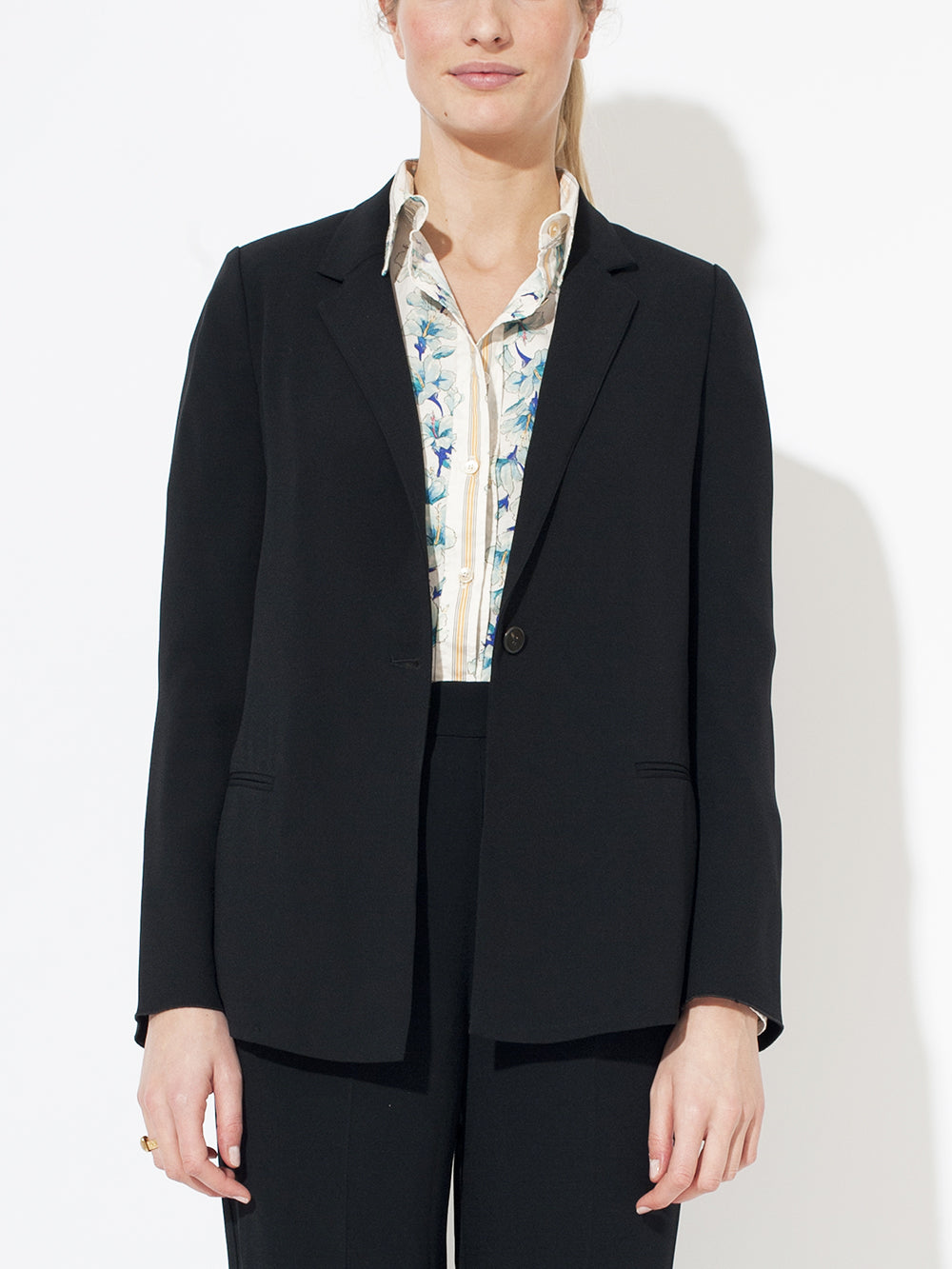 CREPE JACKET