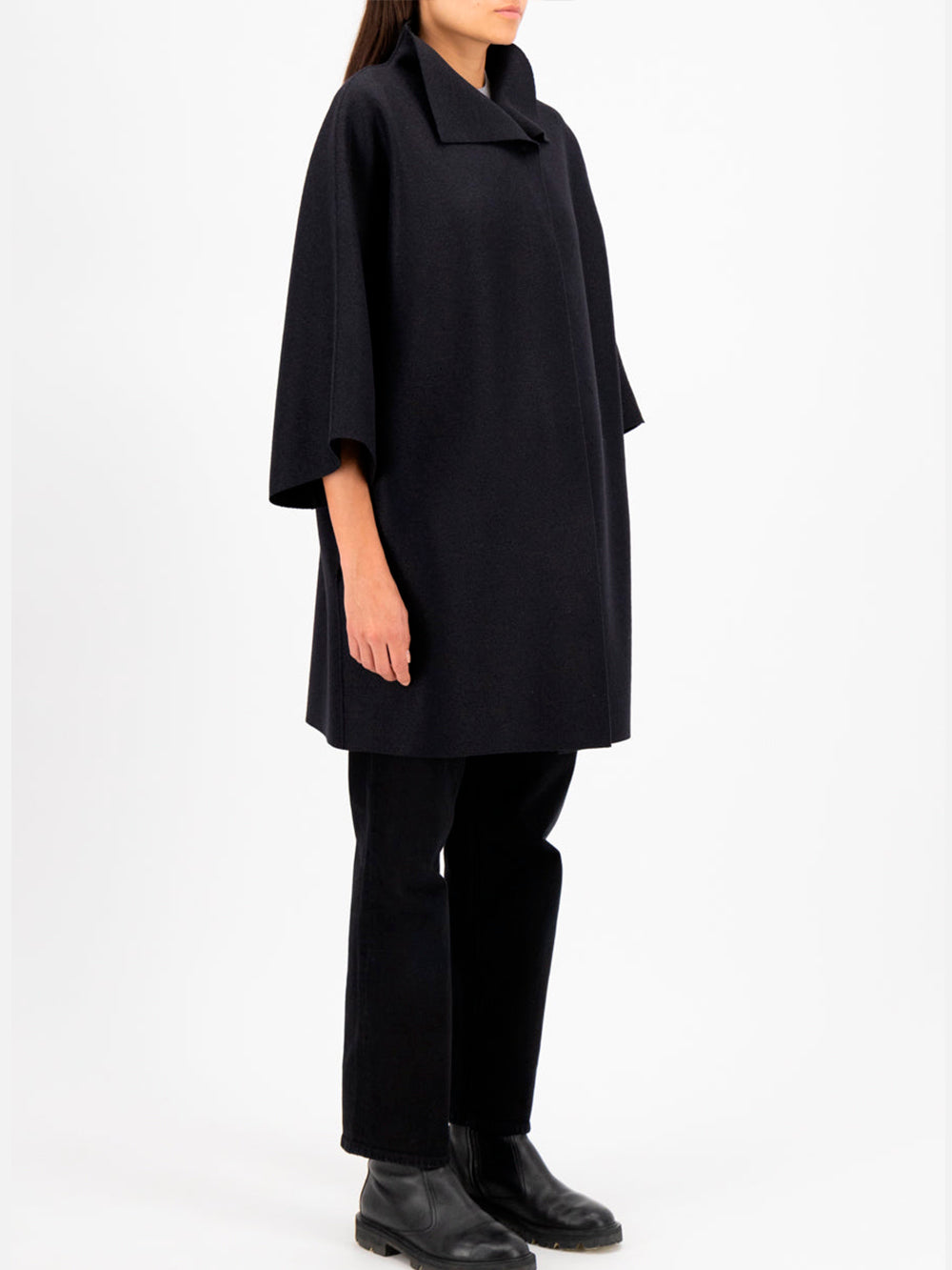 BLACK KIMONO COAT
