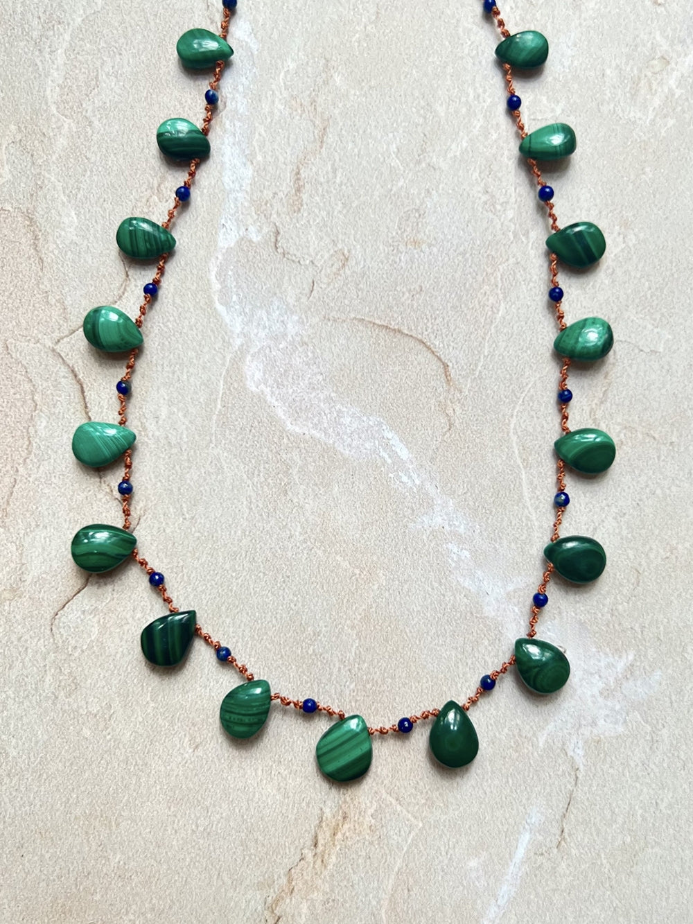 BONVIEW NECKLACE AND LAZULI LAPIS