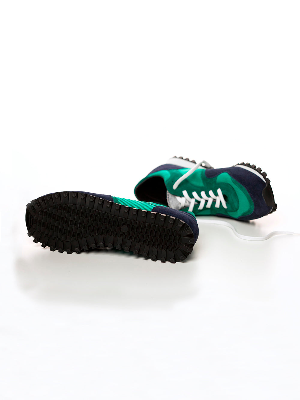 MARATHON TRAIL SNEAKERS