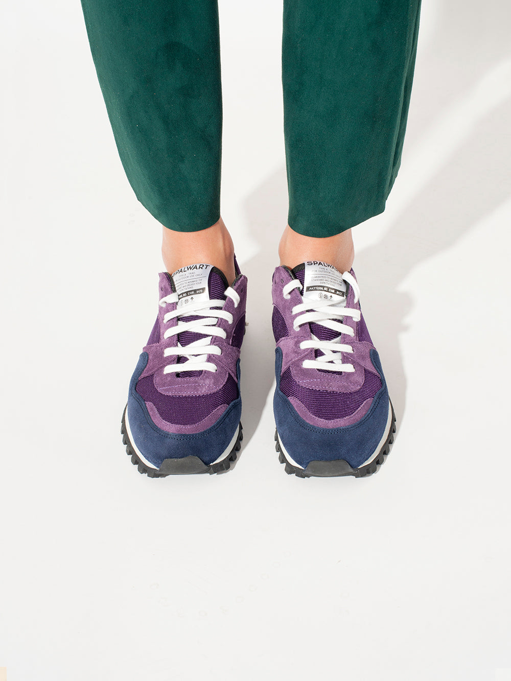 MARATHON TRAIL SNEAKERS