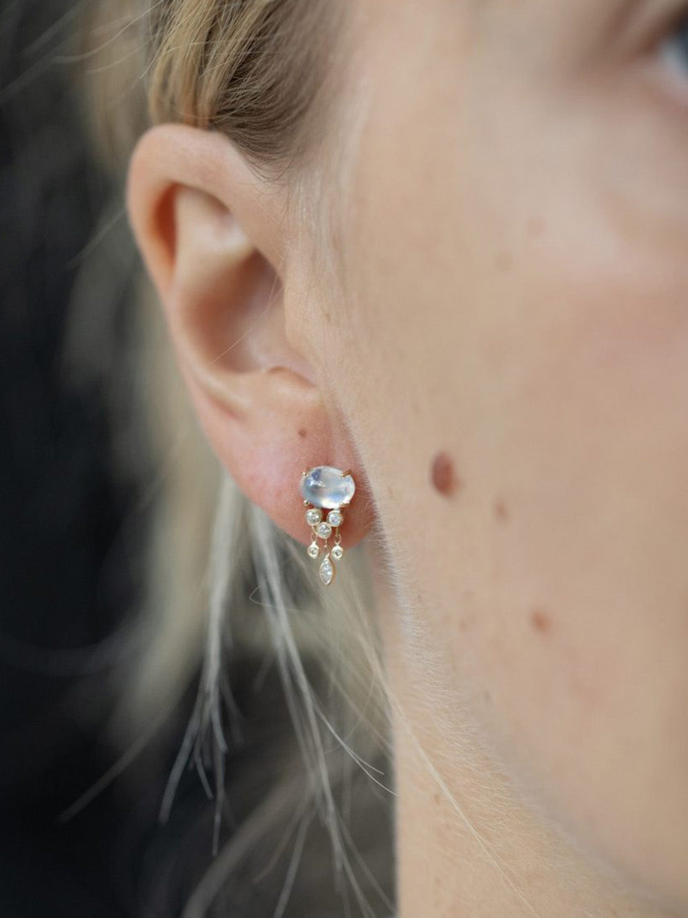 JELLYFISH MOONSTONE EARRING