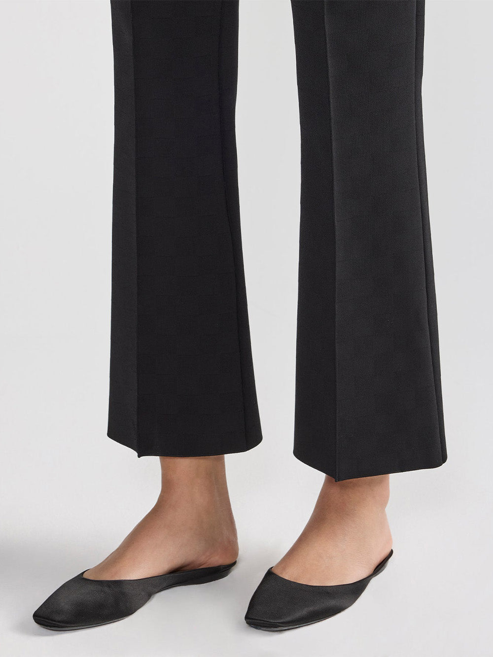 KICK BLACK PANTS