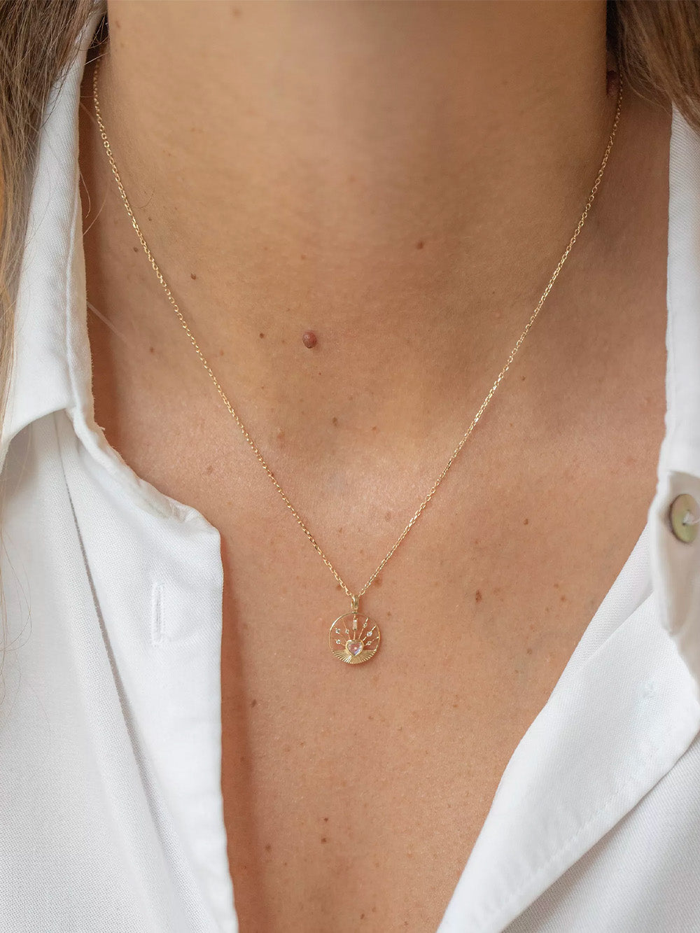 MOON HEART MEDAL NECKLACE