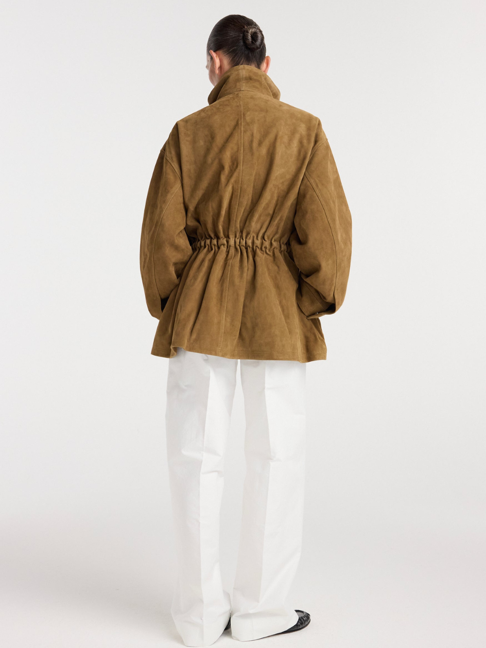 VESTE SCULPTURALE SUEDE