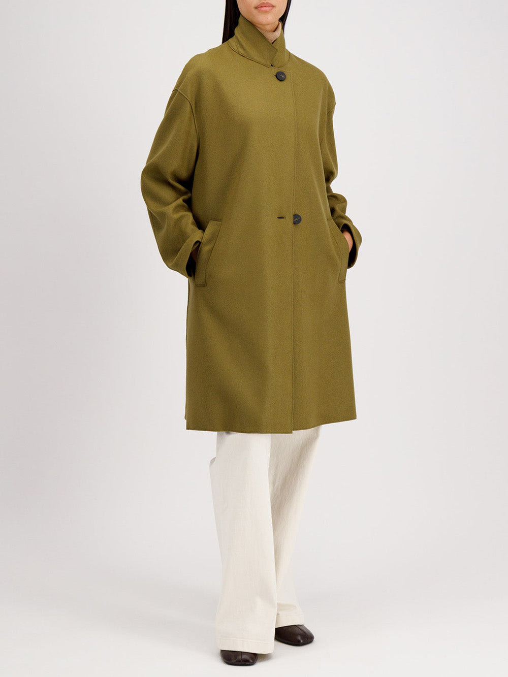 OLIVE CASHMERE OVERSIZED COAT
