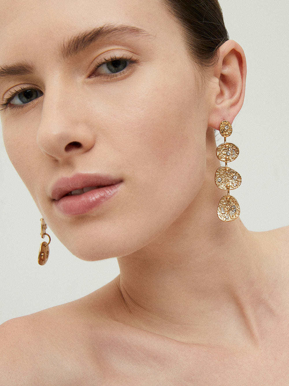 BOUCLES D'OREILLES ECLIPSE STRASS