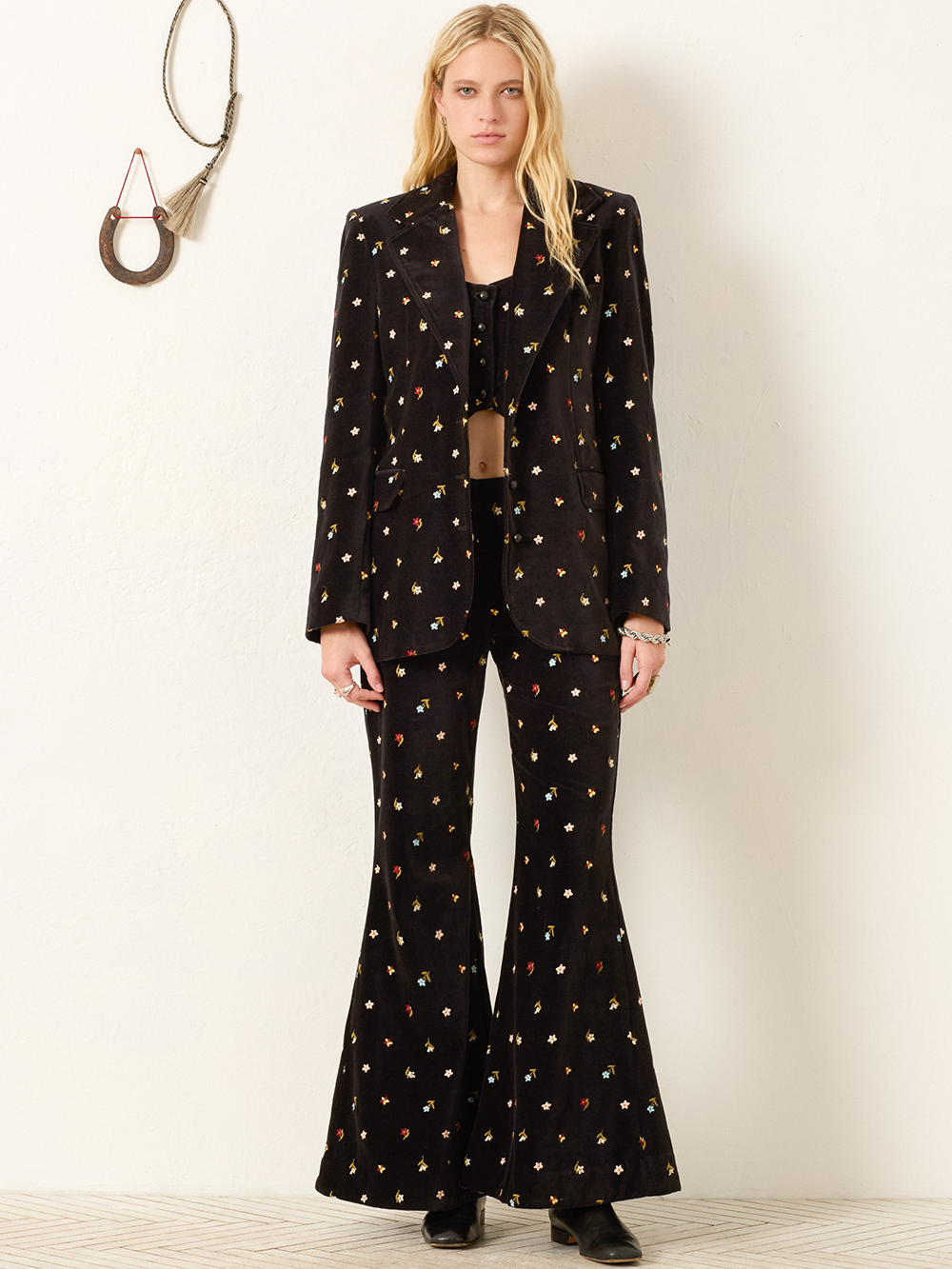 AFTERNOON ONYX BOUQUET BLAZER