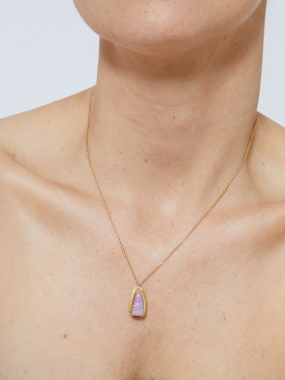 NECKLACE GOUTTE OPAL OF WOODS & DIAMONDS