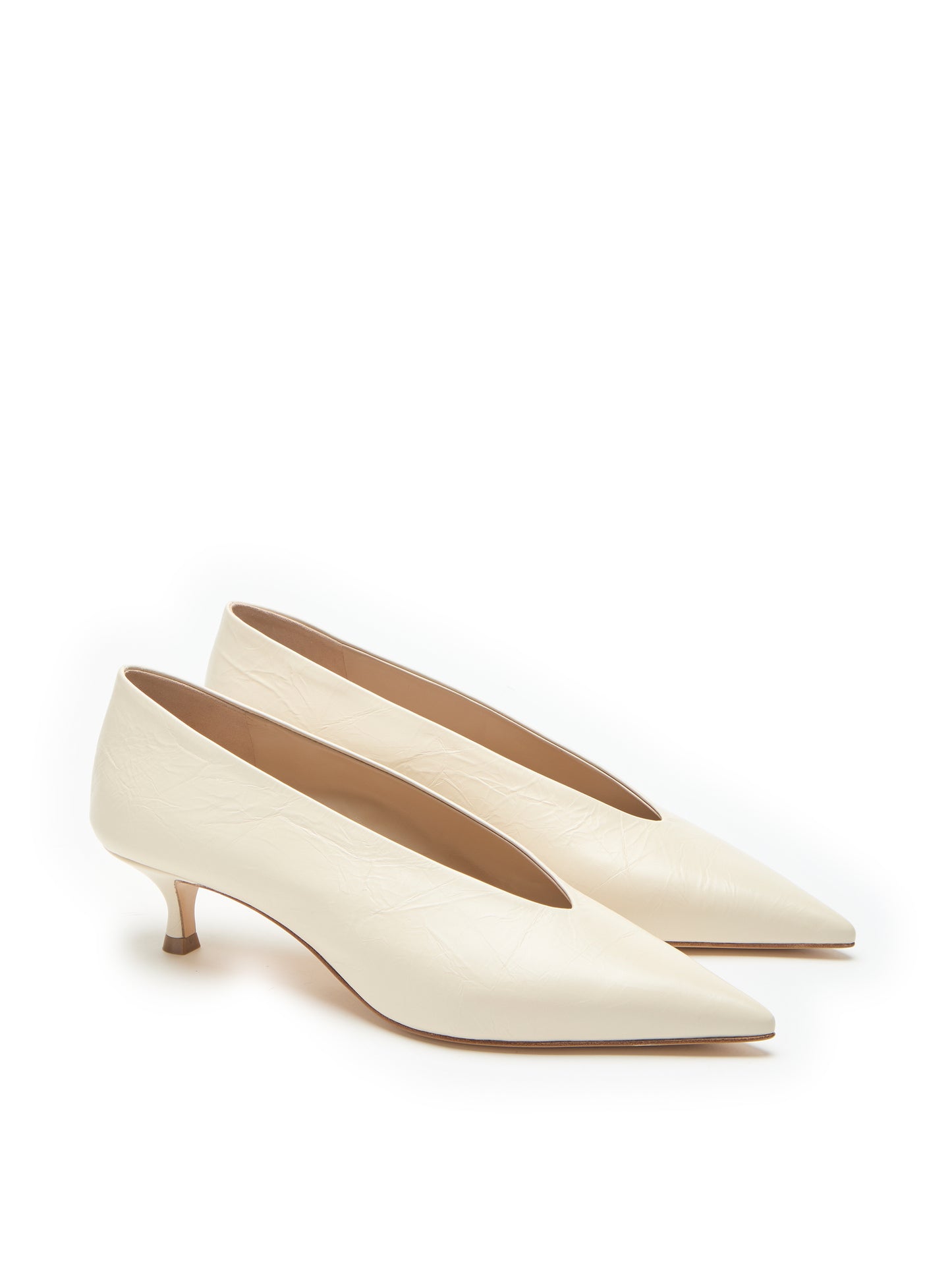 Crinkled Off-White Slipper Pumps